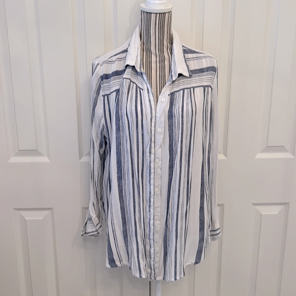 Ladies button up blouse.